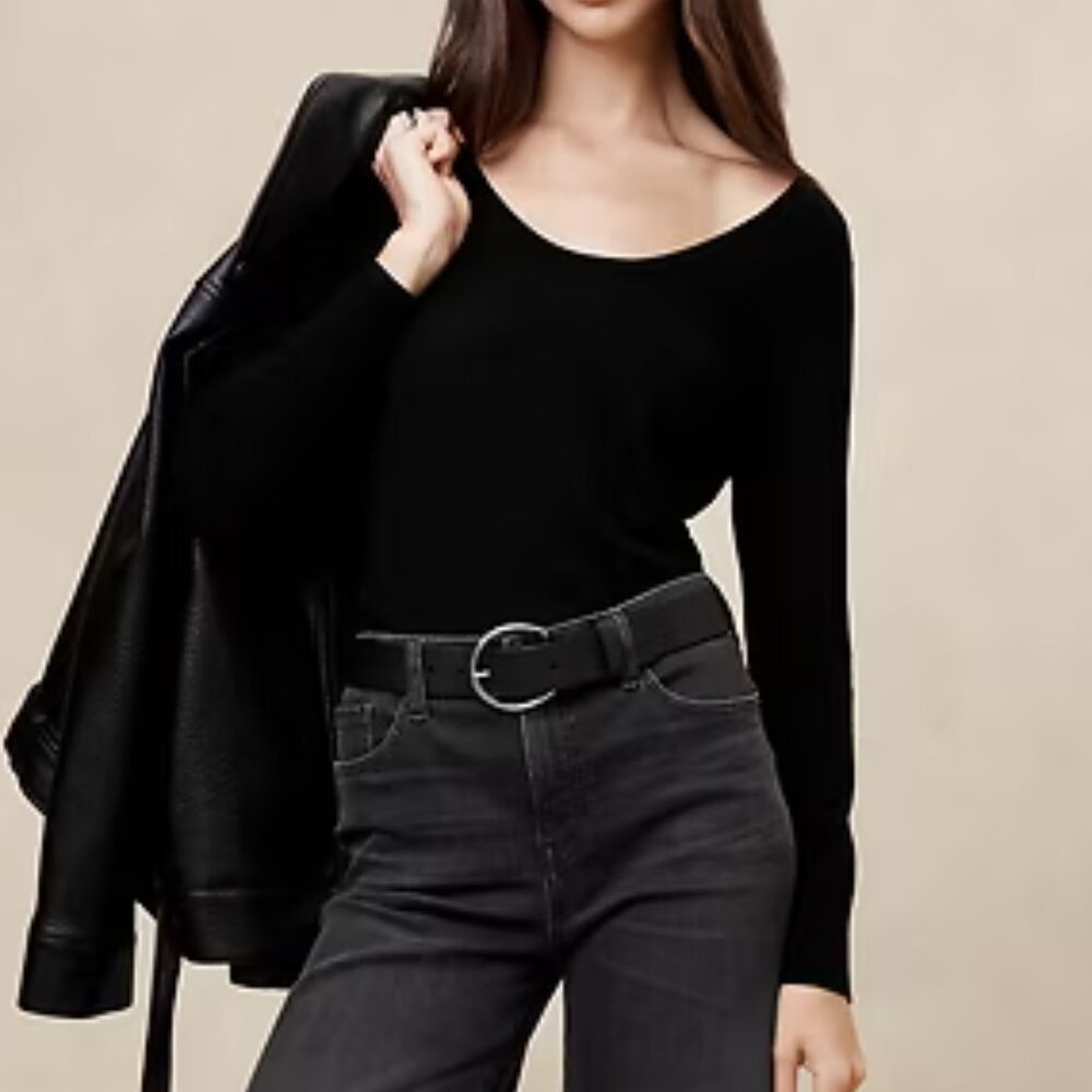 Banana Republic Black Merino Wool Scoop-Back Sweater - Size Large - NEW with TAG